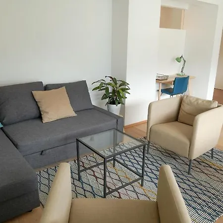 Panorama Apartment *